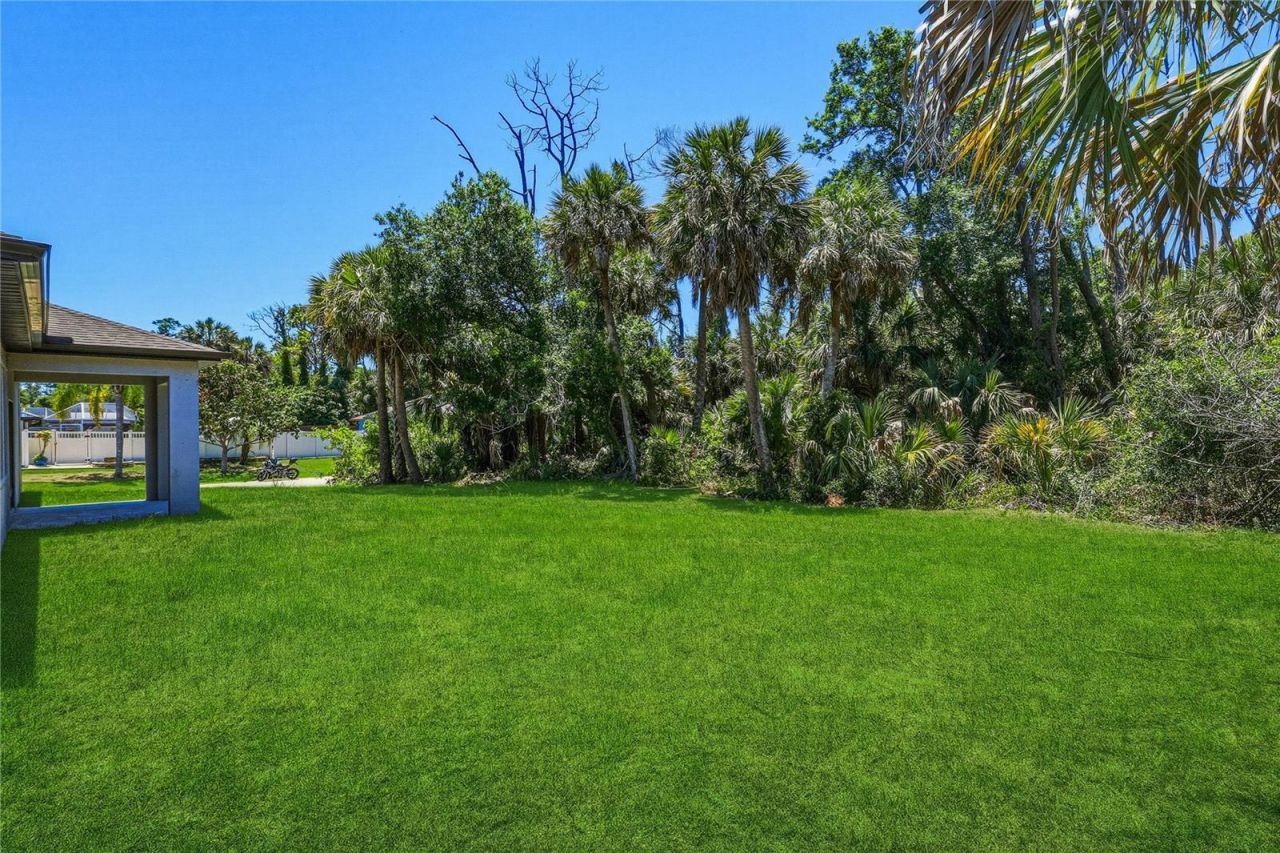 4329 N Chamberlain Boulevard, North Port, FL 34286 Photo