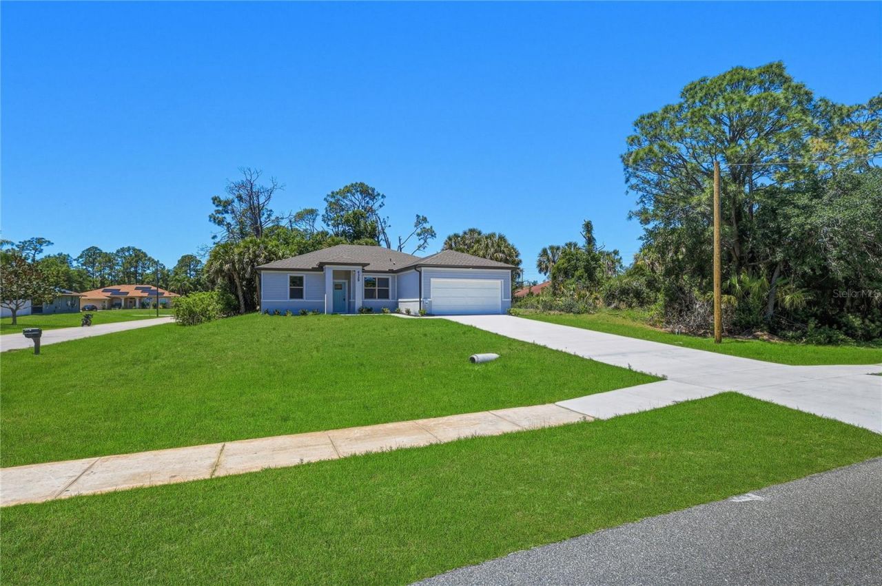 4329 N Chamberlain Boulevard, North Port, FL 34286 Photo