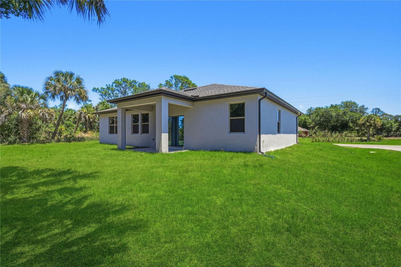 4329 N Chamberlain Boulevard, North Port, FL 34286 Photo