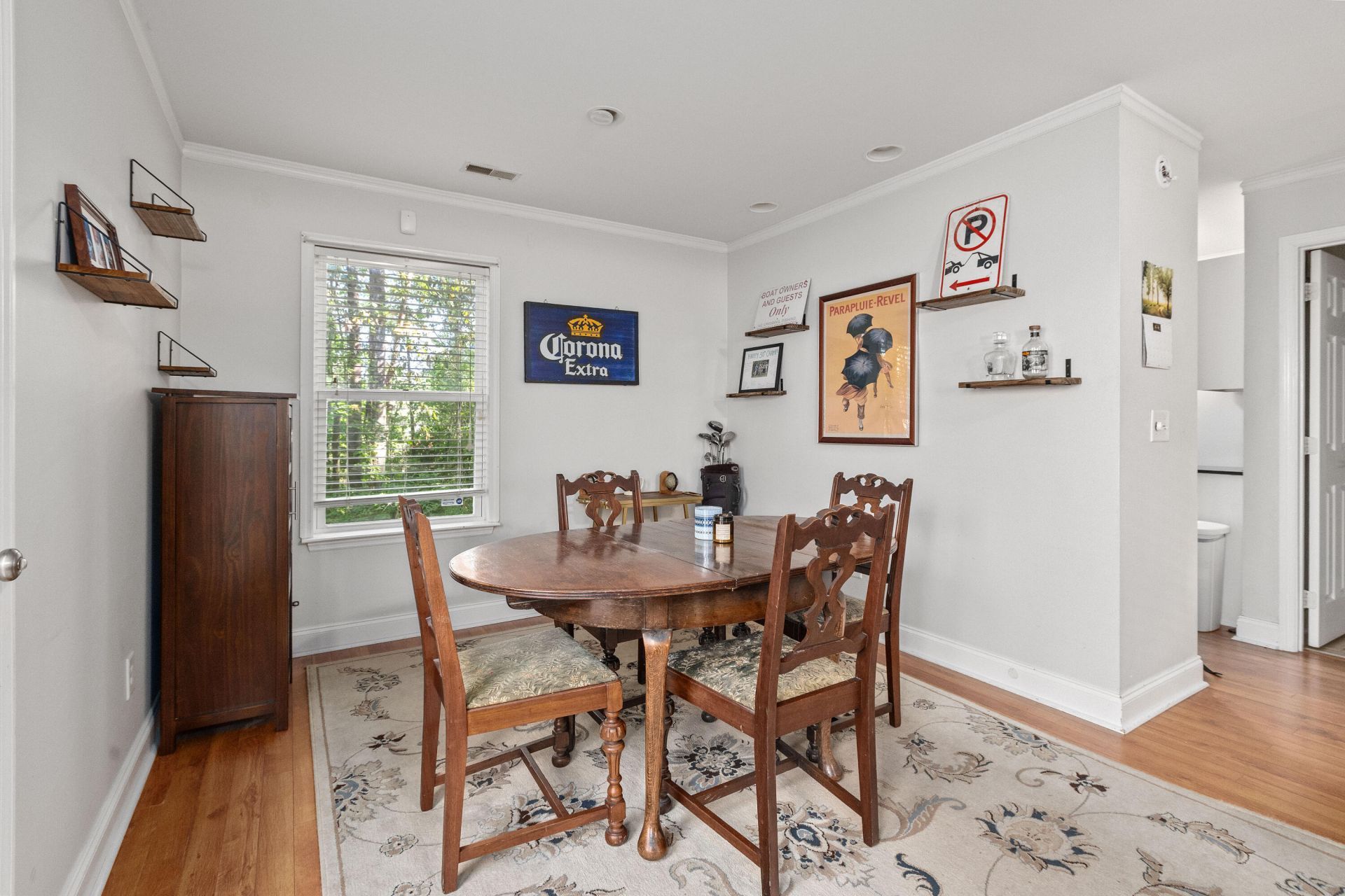 940 E Estates Boulevard Photo 12