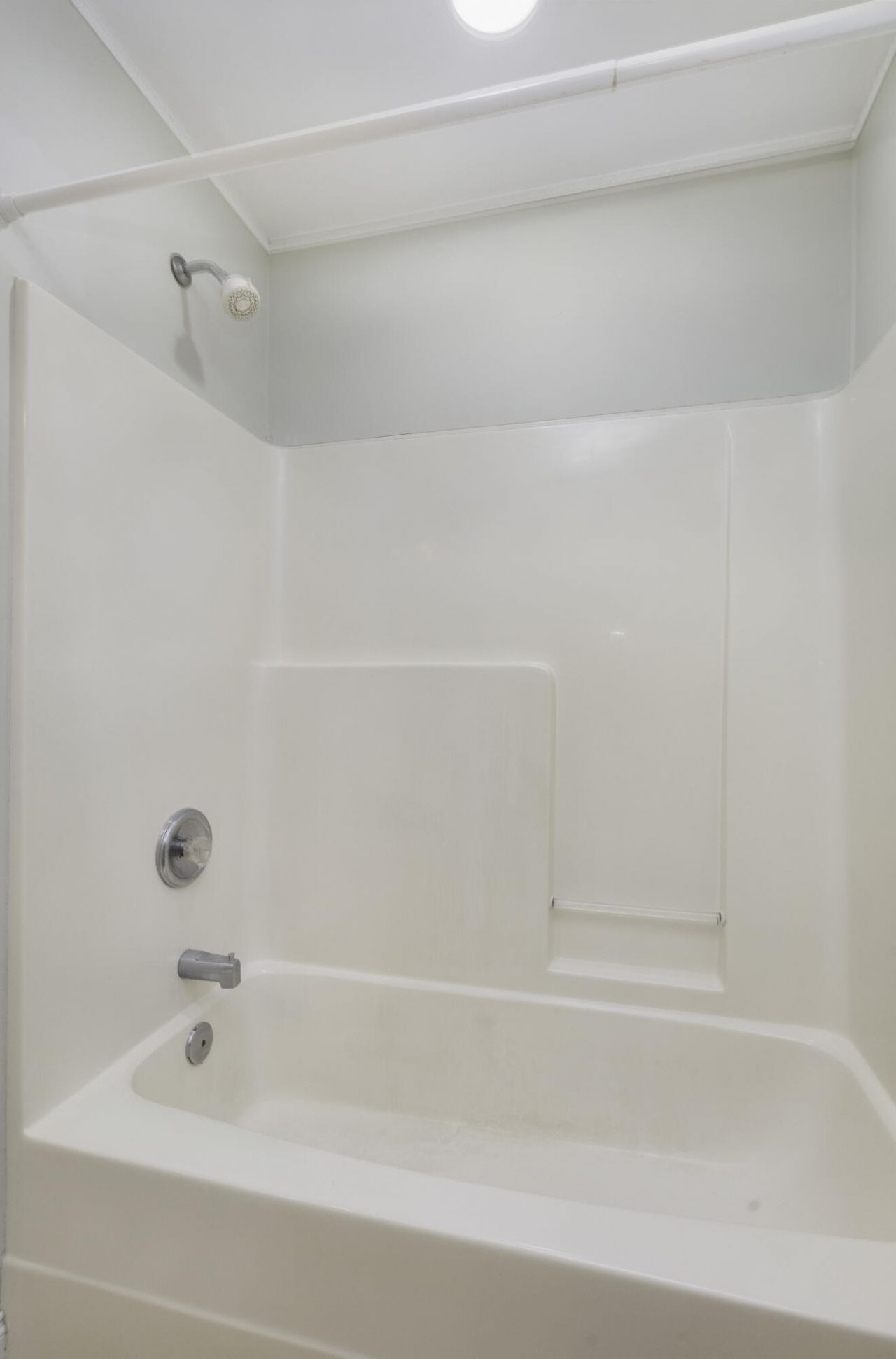 940 E Estates Boulevard Photo 30