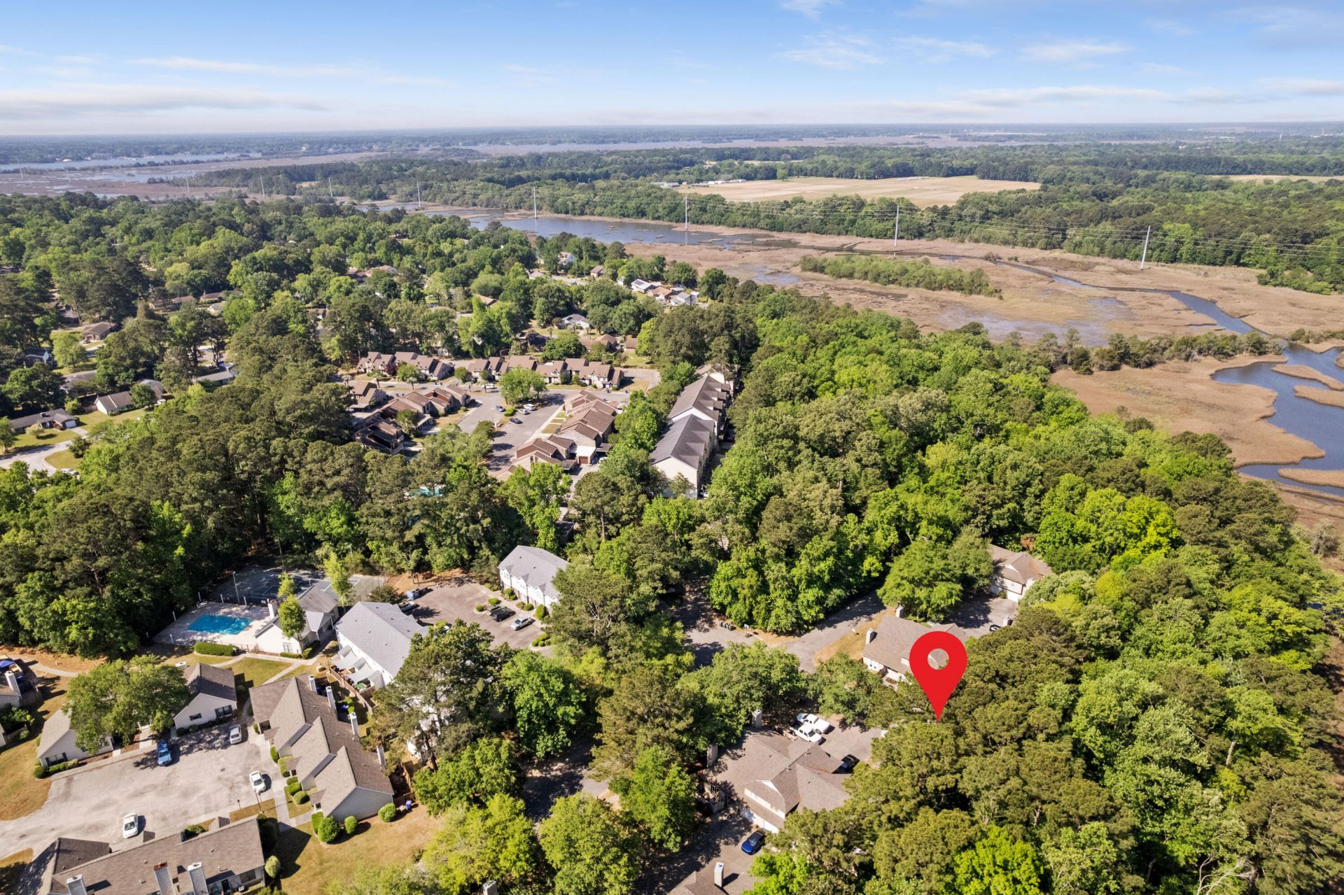 940 E Estates Boulevard Photo 38