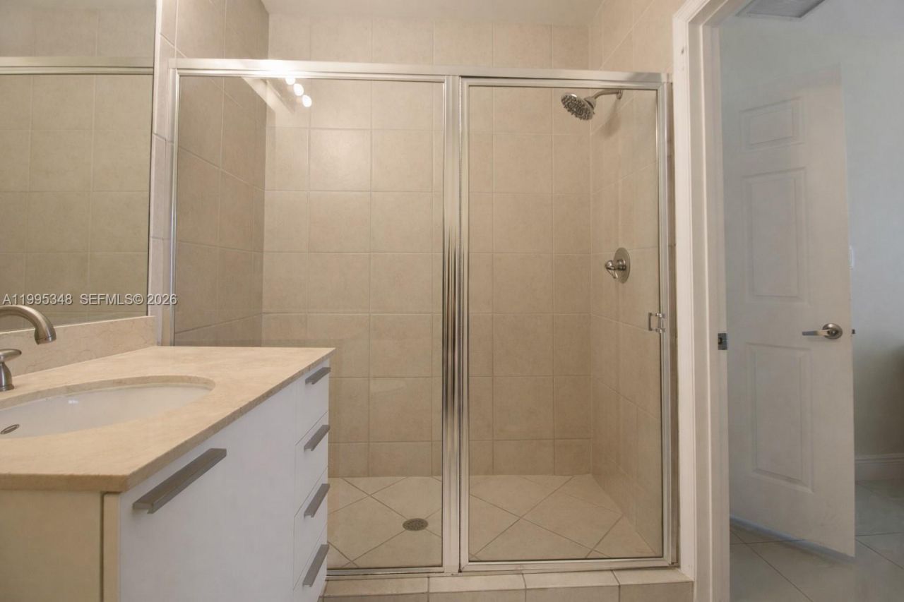 140 S Dixie Hwy , Unit 1019, Hollywood, FL 33020 Photo