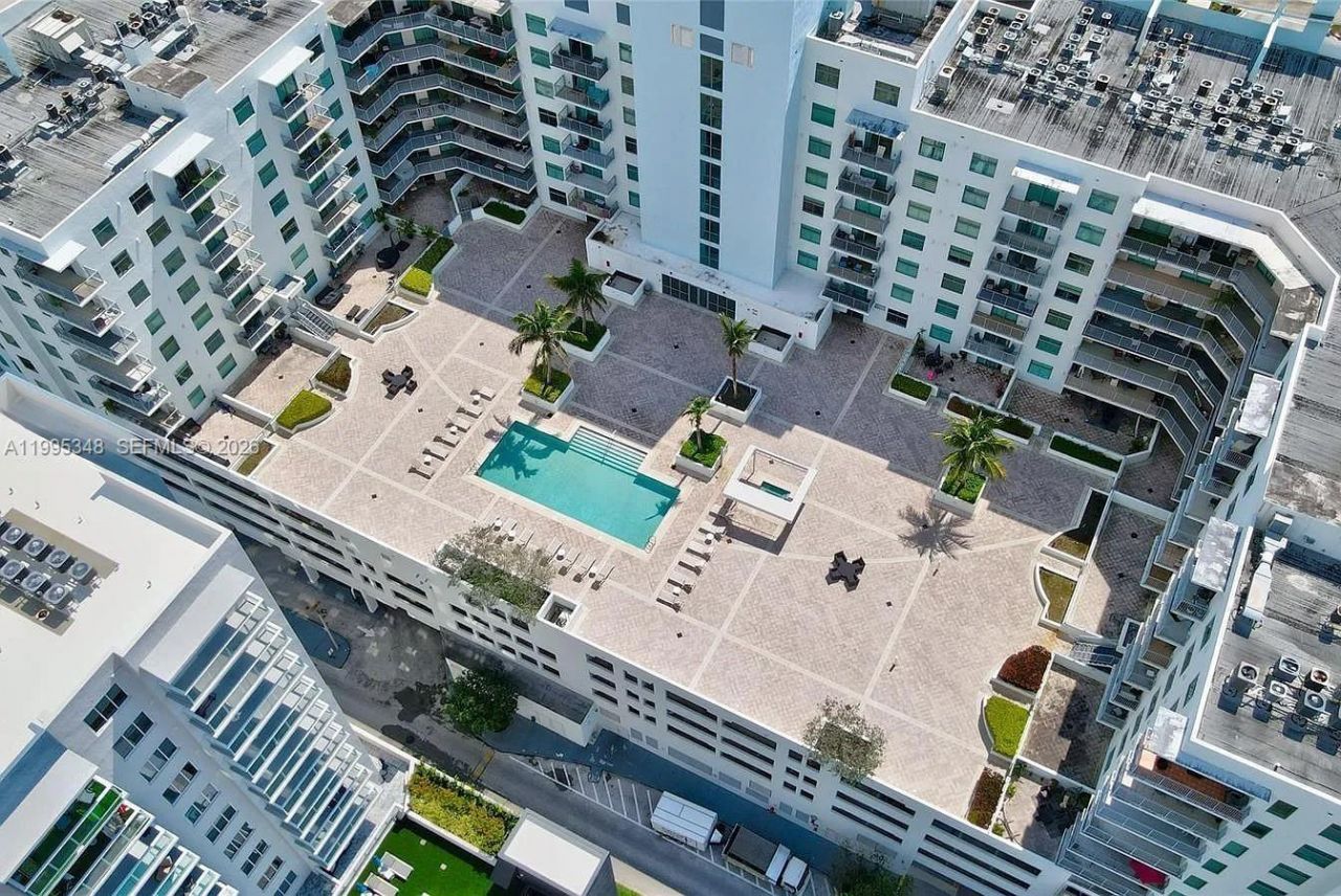 140 S Dixie Hwy , Unit 1019, Hollywood, FL 33020 Photo