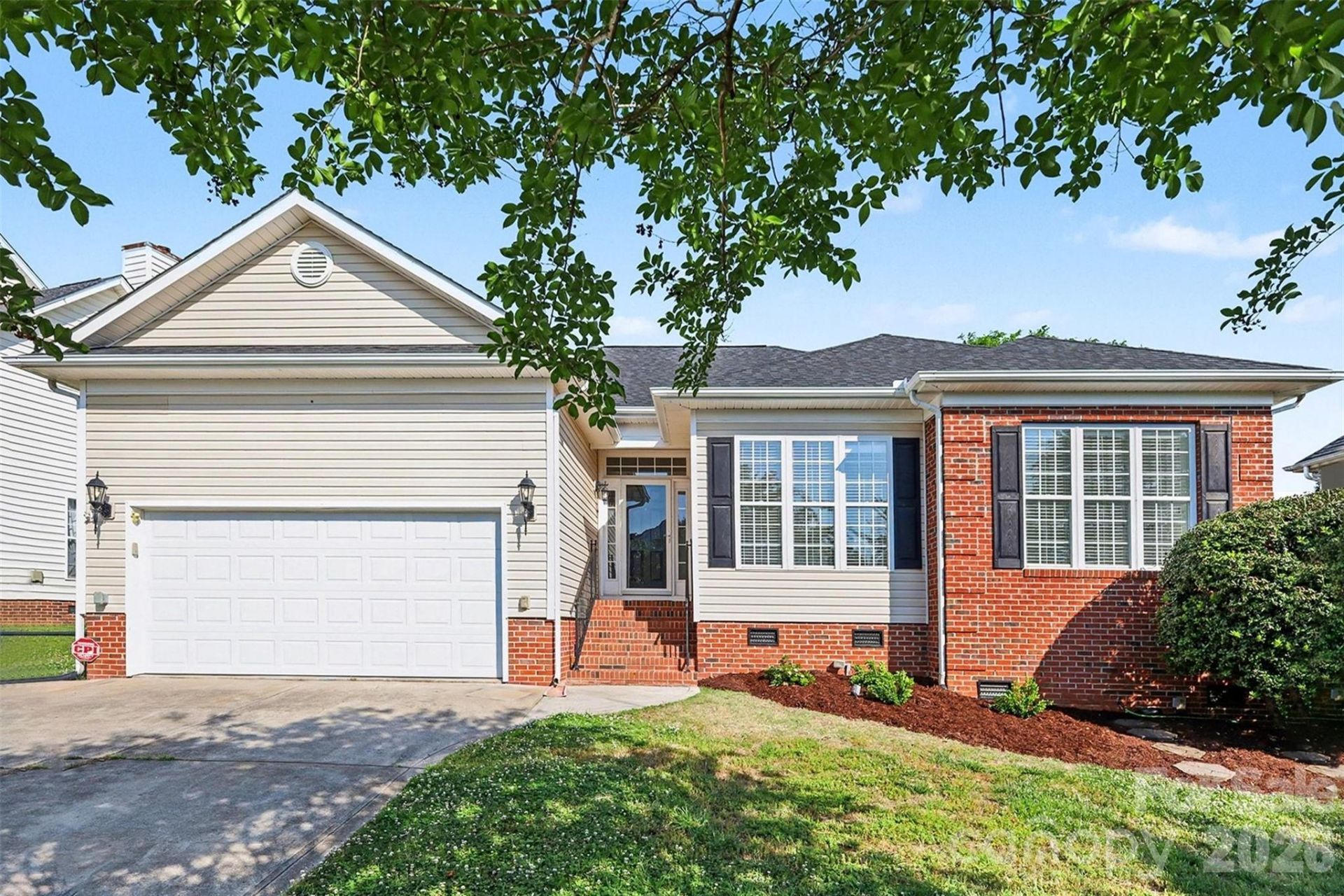 208 Riverfront Parkway, Mount Holly, NC 28120 Main Photo