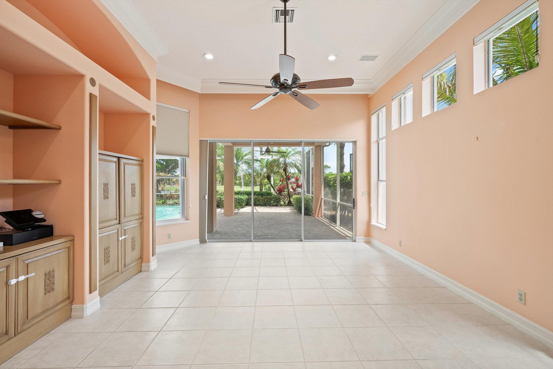 9026 Lakes Boulevard, West Palm Beach, FL 33412 Photo