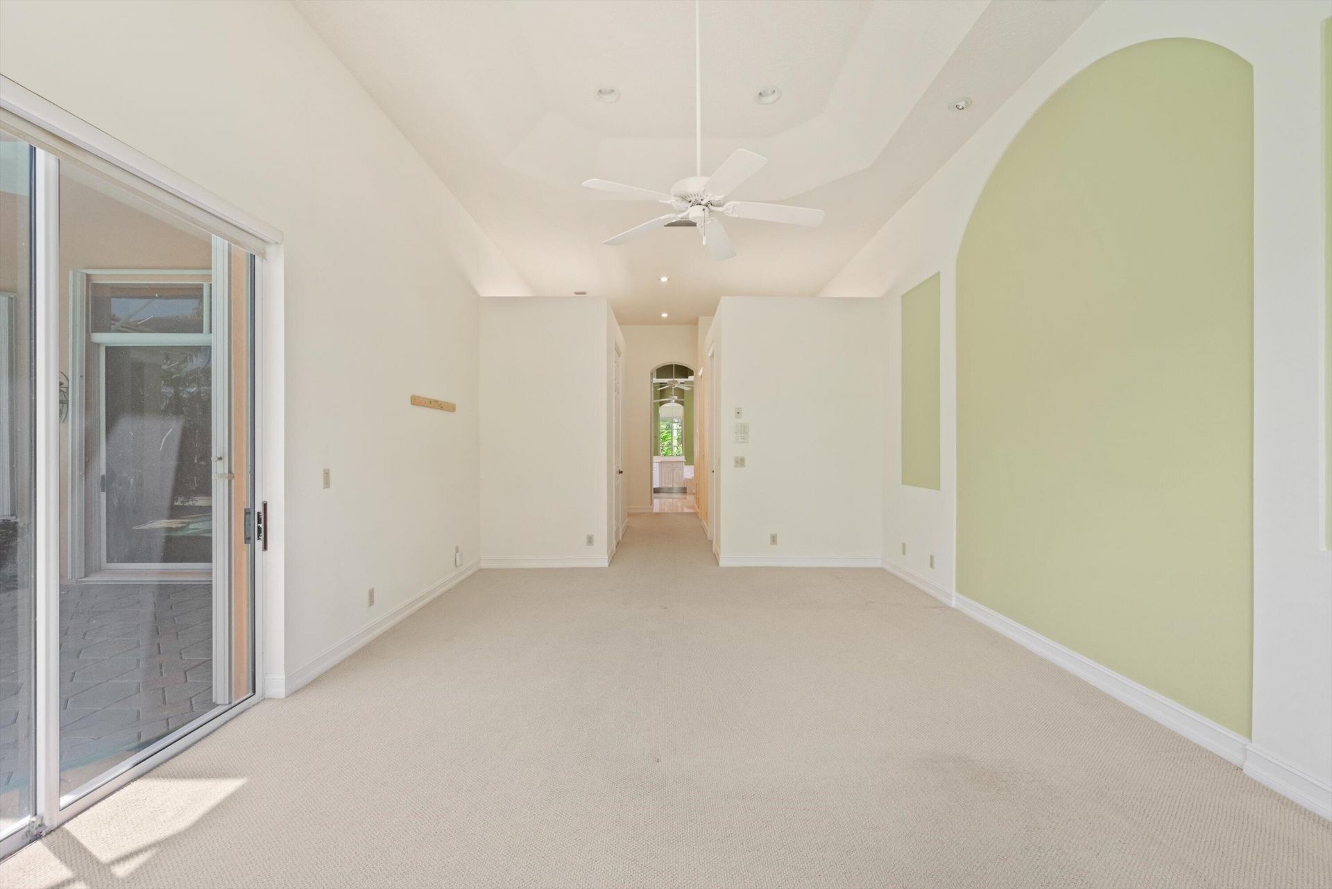 9026 Lakes Boulevard, West Palm Beach, FL 33412 Photo