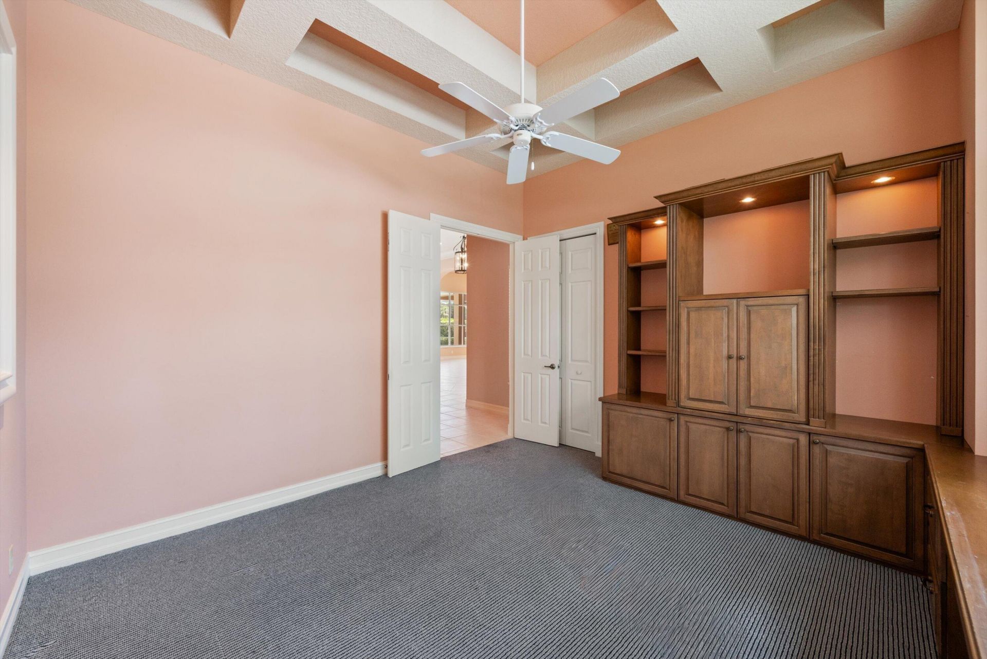 9026 Lakes Boulevard, West Palm Beach, FL 33412 Photo