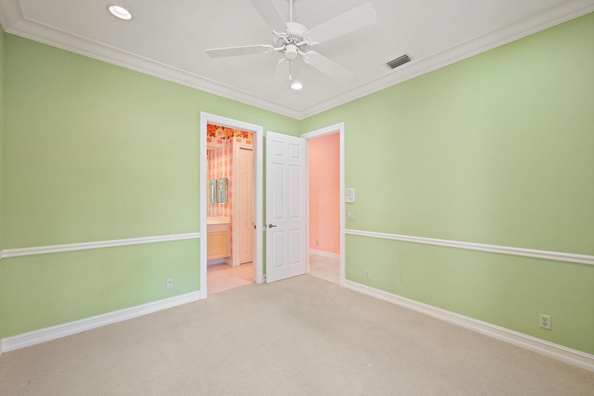 9026 Lakes Boulevard, West Palm Beach, FL 33412 Photo