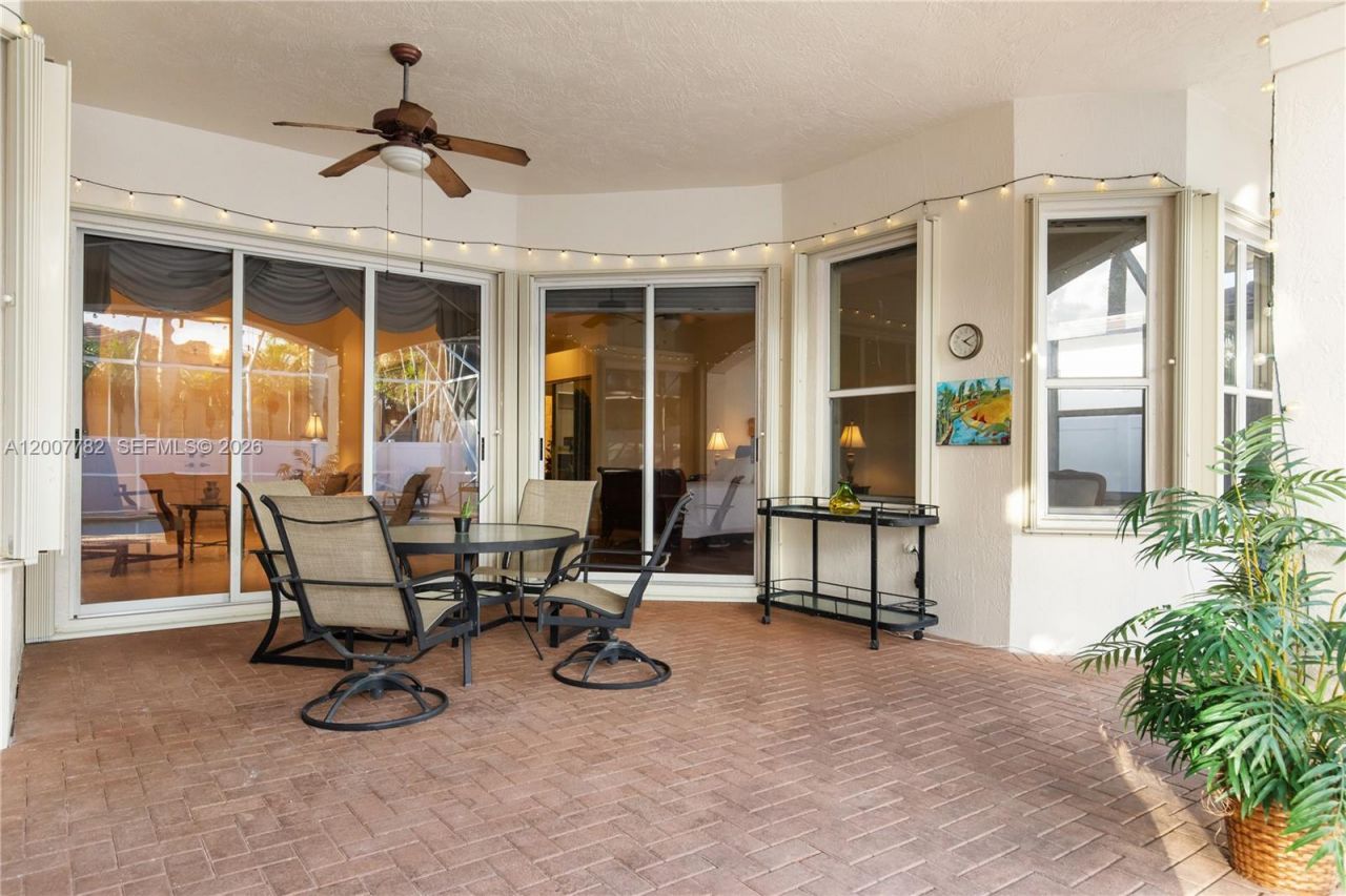 15966 SW 3rd St , Pembroke Pines, FL 33027 Photo