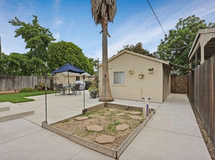 134 E Washington St, Ripon, CA 95366 Photo
