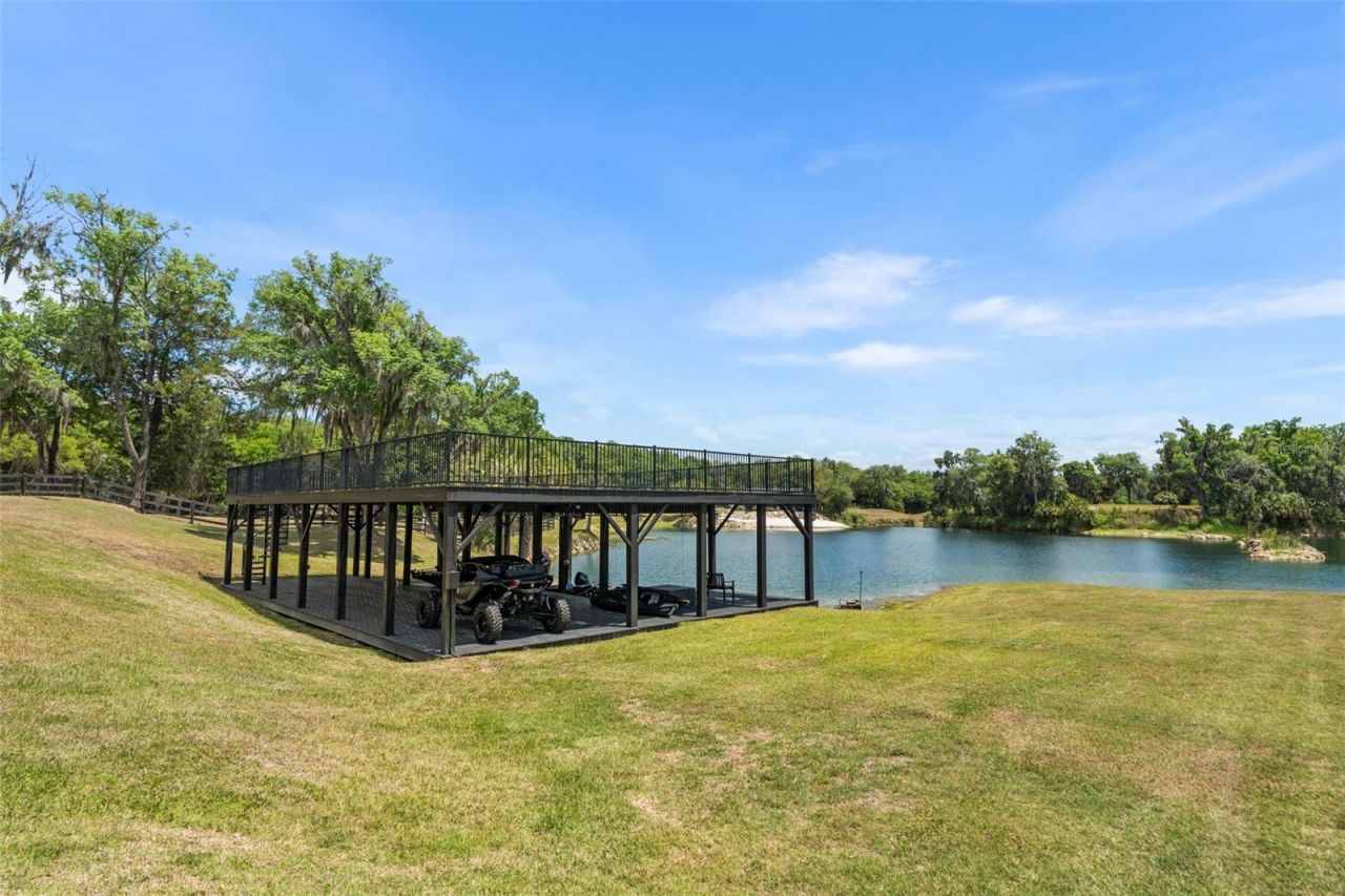 17995 NE 24th Terrace, Citra, FL 32113 Photo