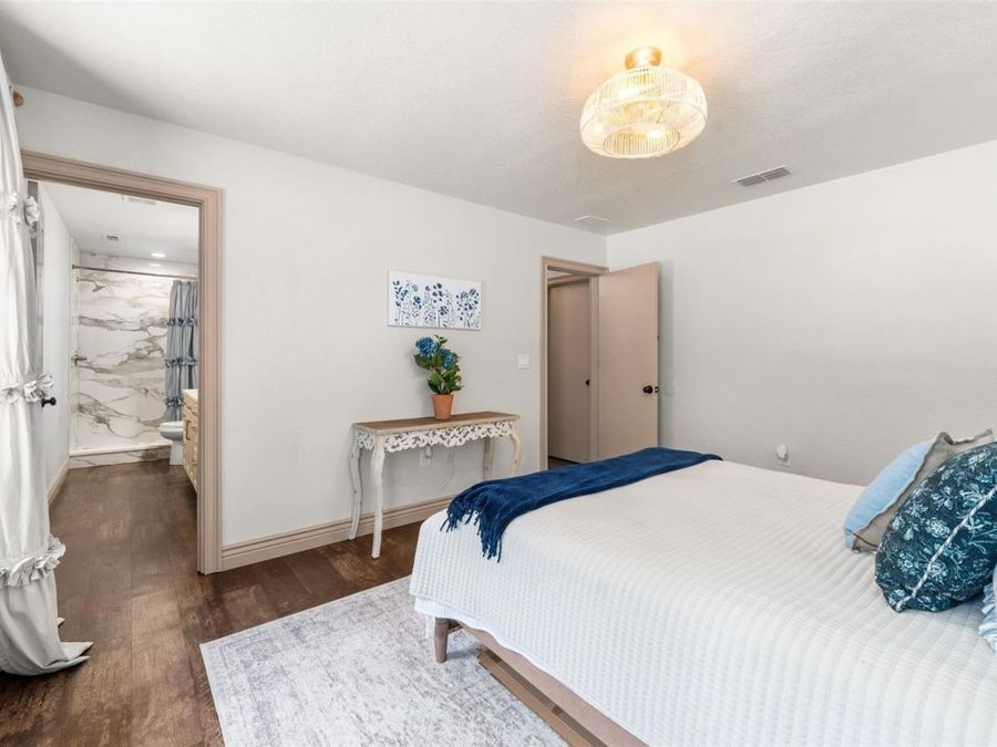 Property Image 80