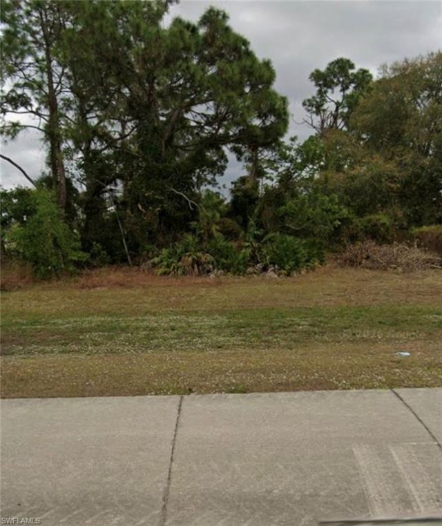202 Gunnery Rd N, Lehigh Acres, FL 33971 Photo