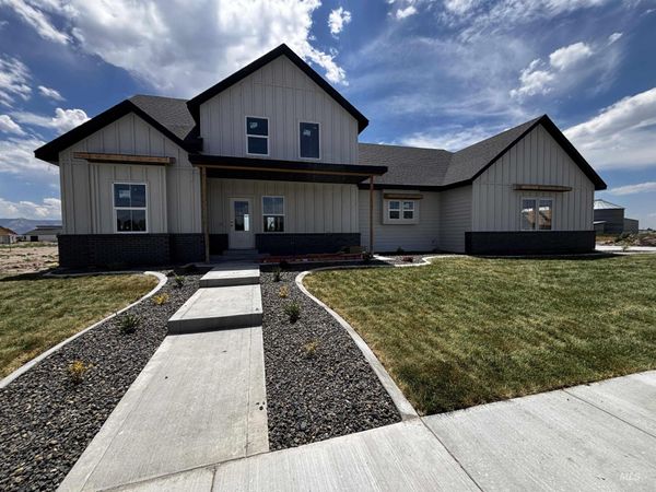 933 E Coventry Lane, Burley, ID 83318