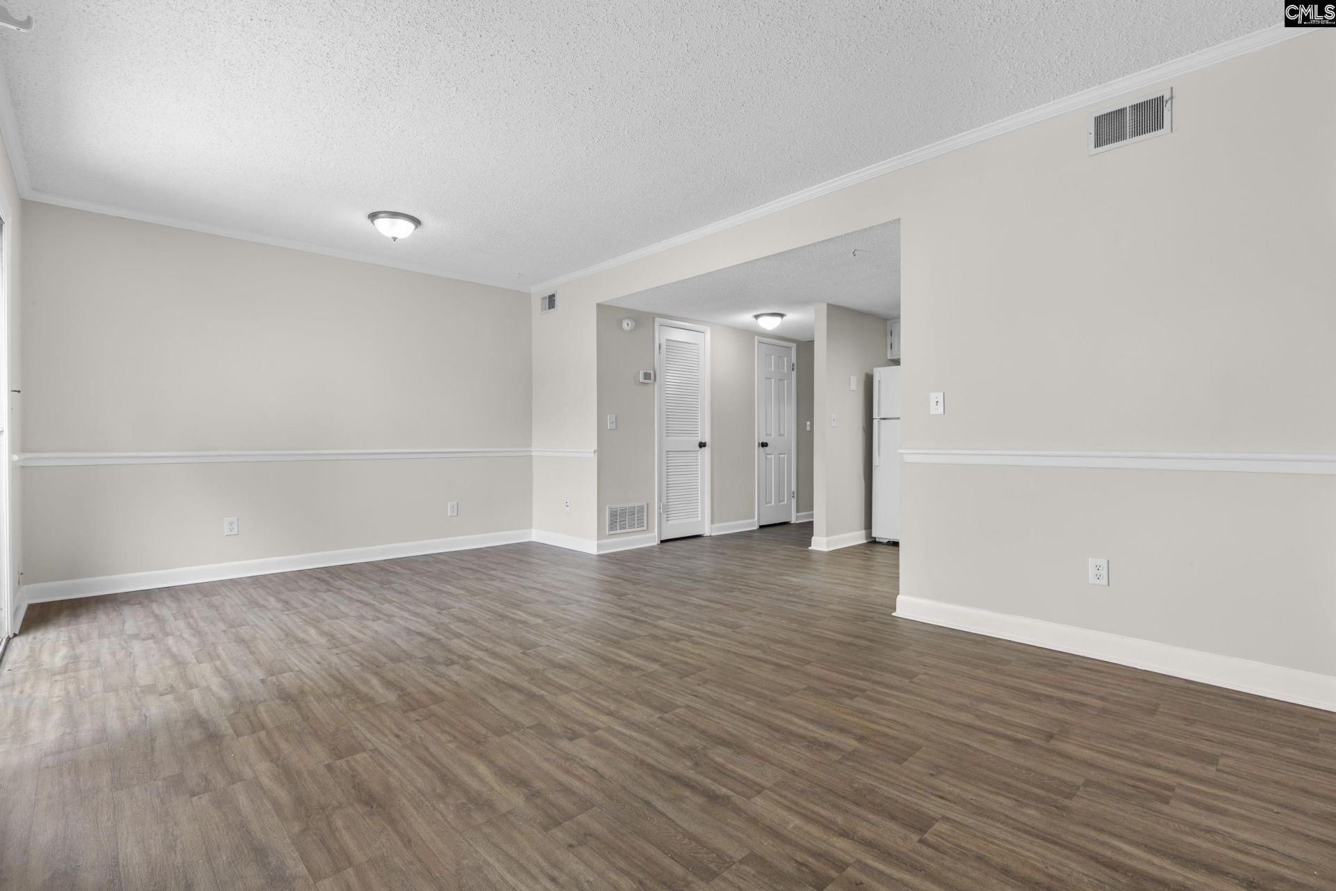 157 Jefferson Place  Photo 8