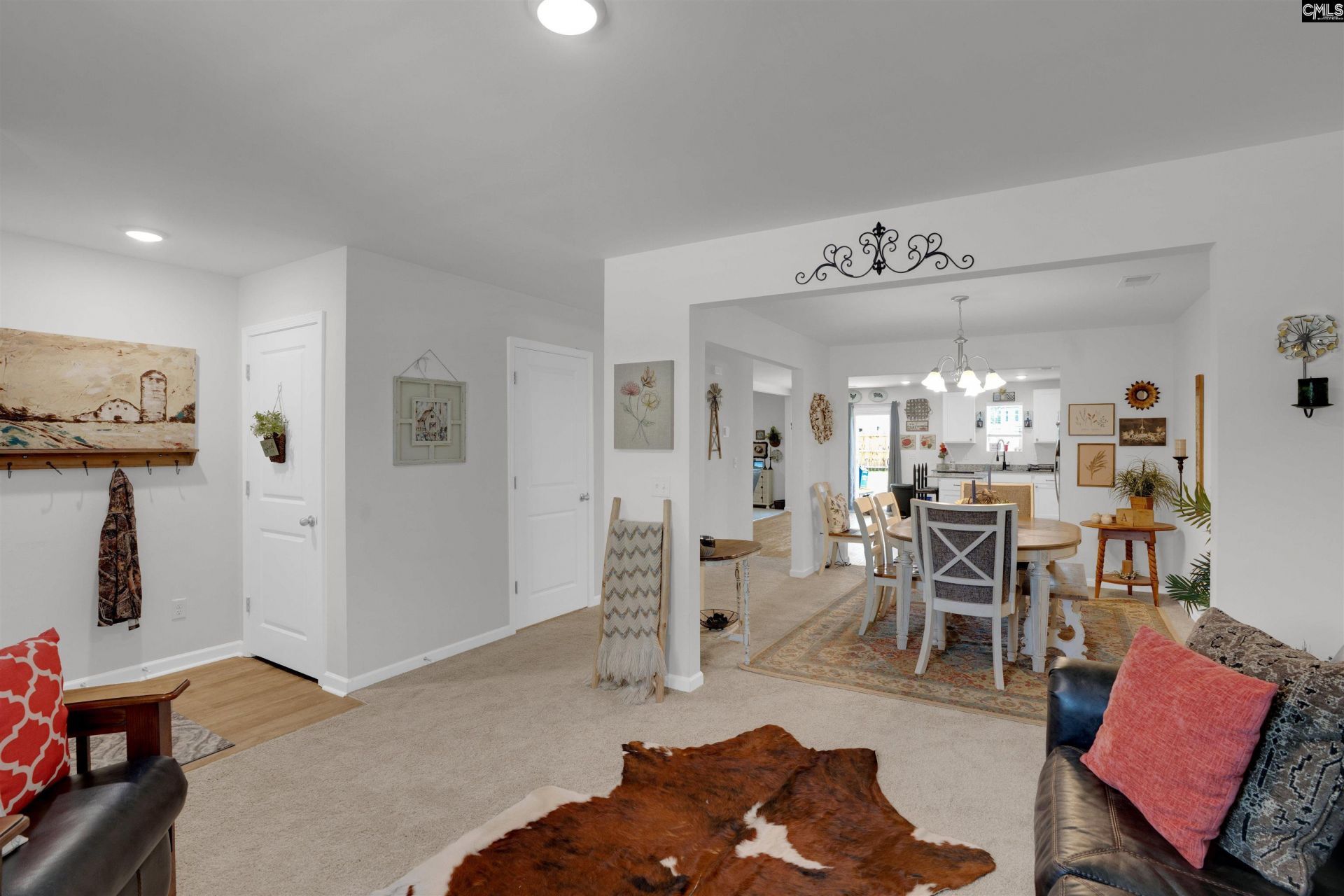 86 Carriagebrook Circle Photo 5