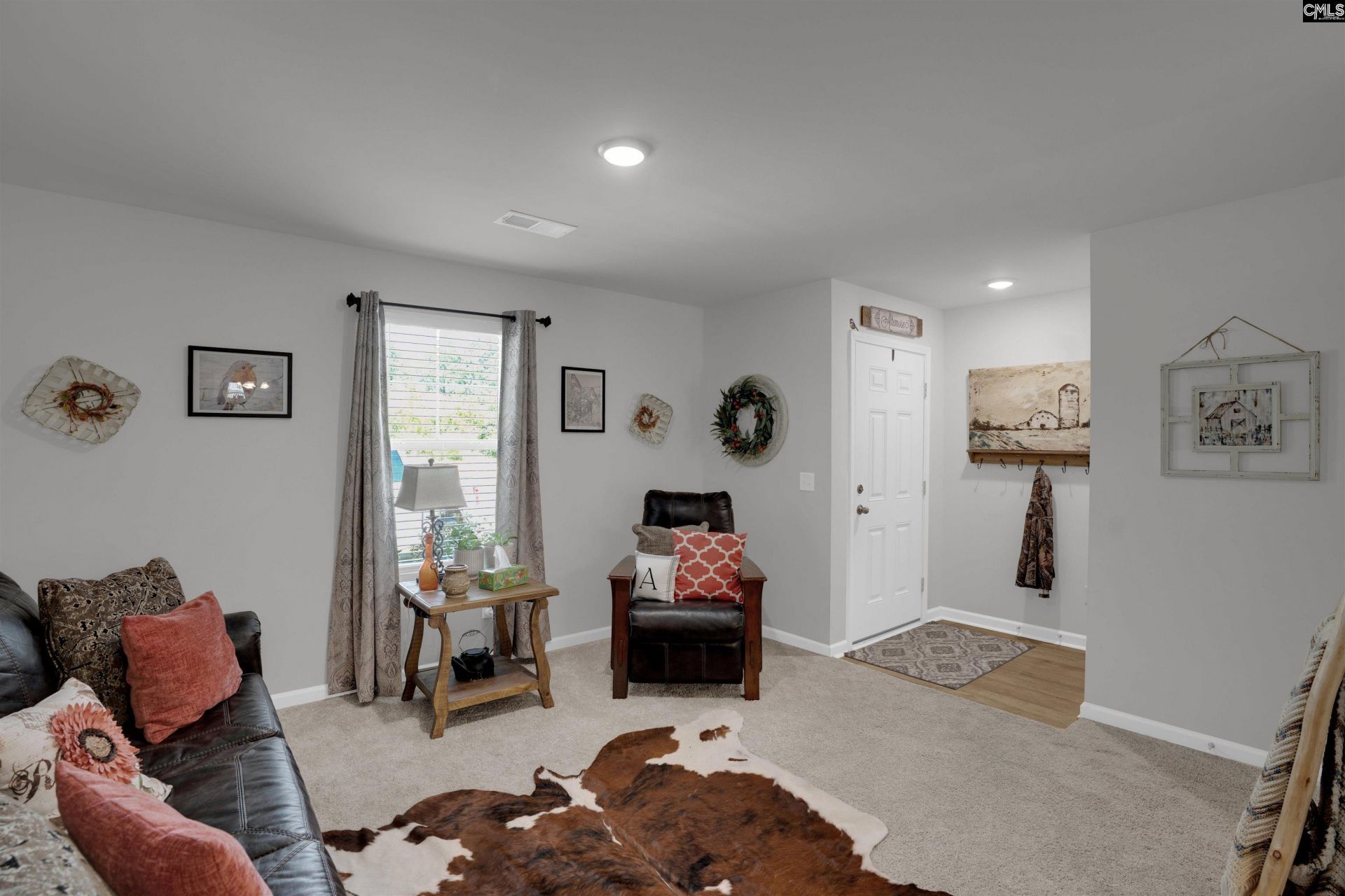 86 Carriagebrook Circle Photo 6