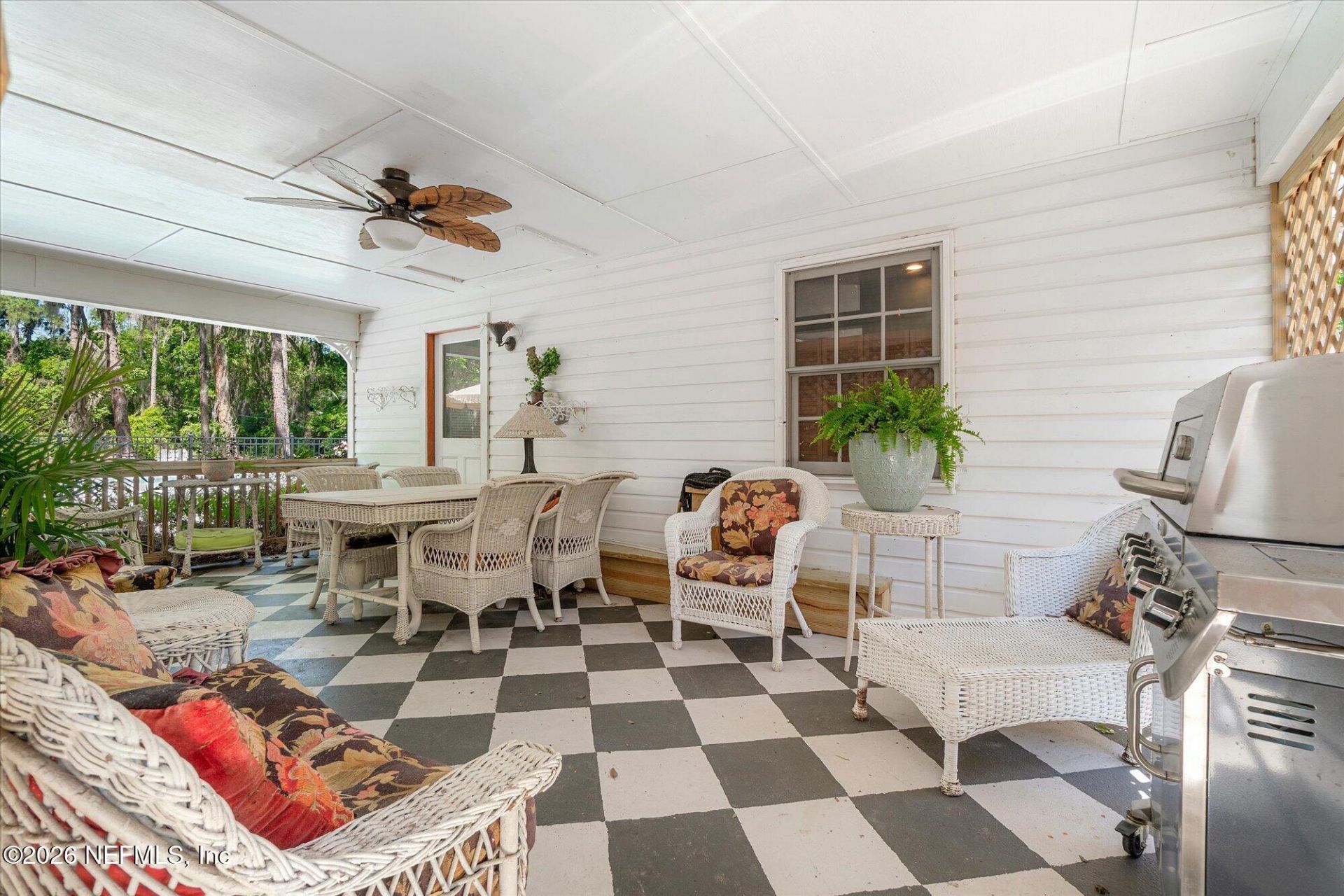185 E River Road, East Palatka, FL 32131 Photo