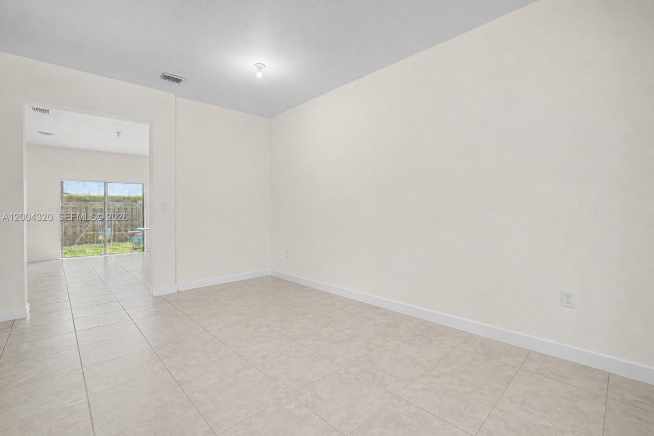 24941 SW 114th Ct, Homestead, FL 33032 Photo