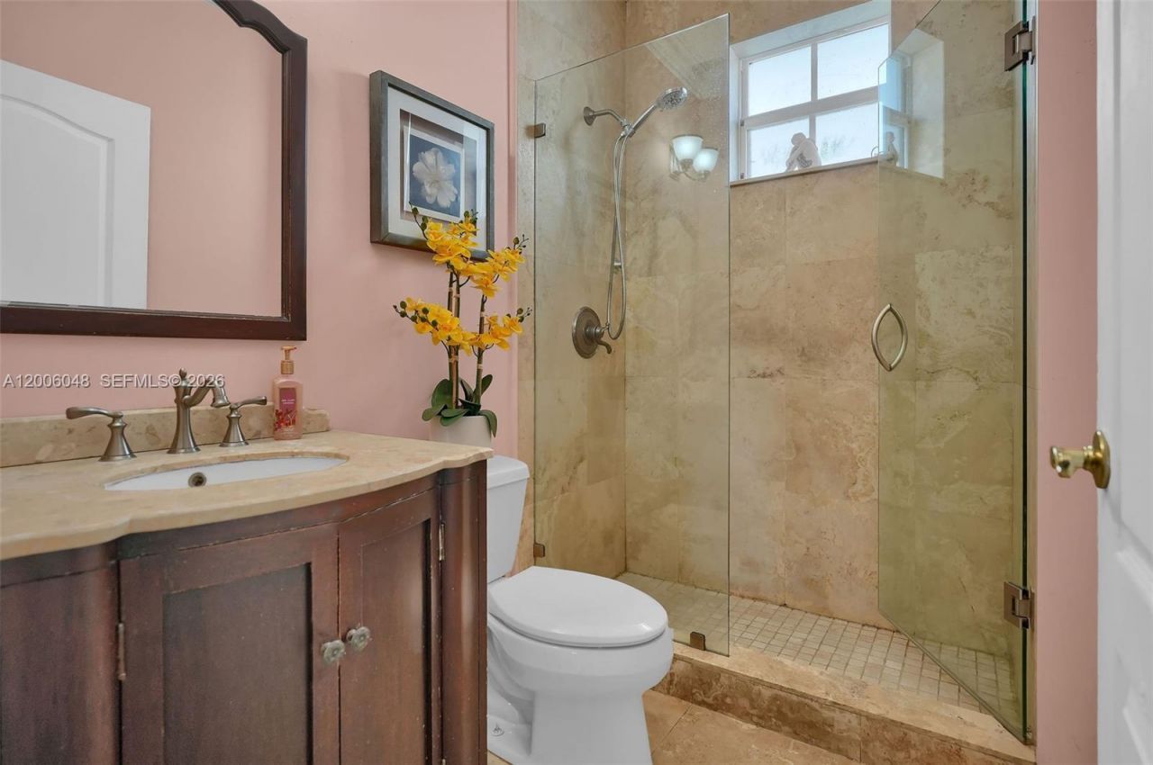 6114 SW 158th Pass , Miami, FL 33193 Photo