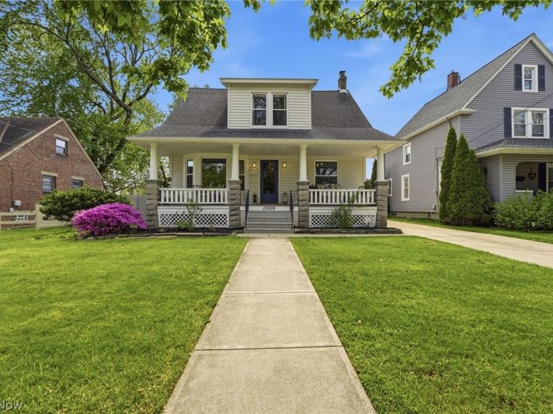 17609 Larchwood Avenue, Cleveland, OH 44135 Photo 1