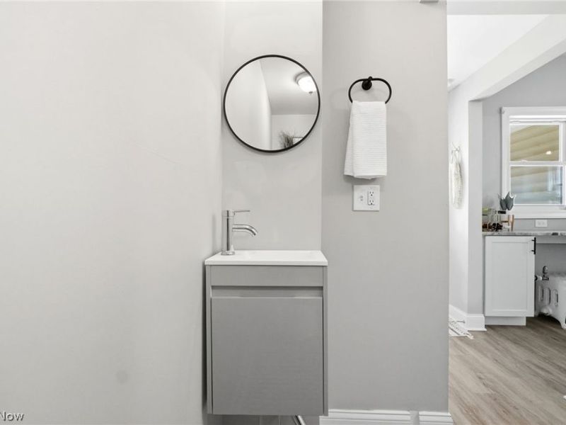 17609 Larchwood Avenue, Cleveland, OH 44135 Photo 23