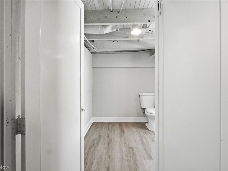 17609 Larchwood Avenue, Cleveland, OH 44135 Photo 38