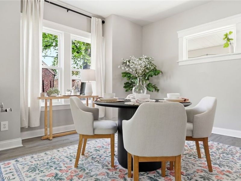 17609 Larchwood Avenue, Cleveland, OH 44135 Photo 4