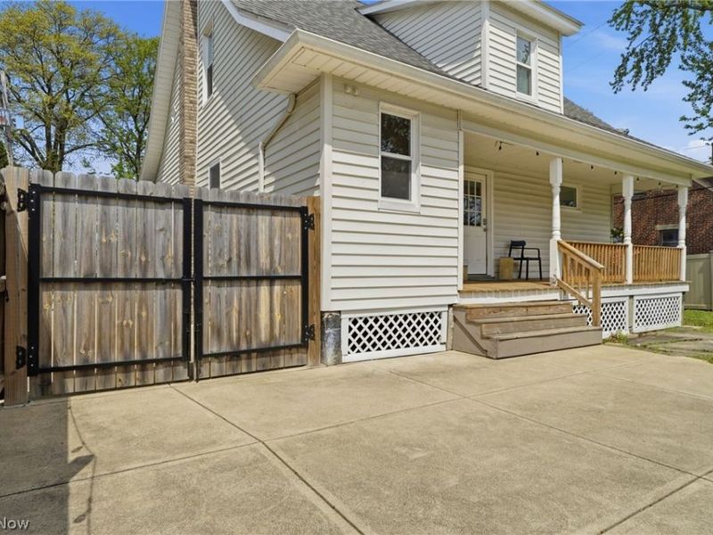 17609 Larchwood Avenue, Cleveland, OH 44135 Photo 41