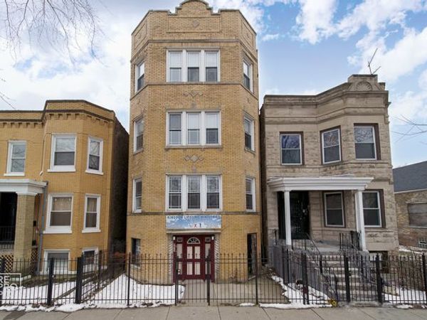 4039 W Van Buren Street , Chicago, IL 60624