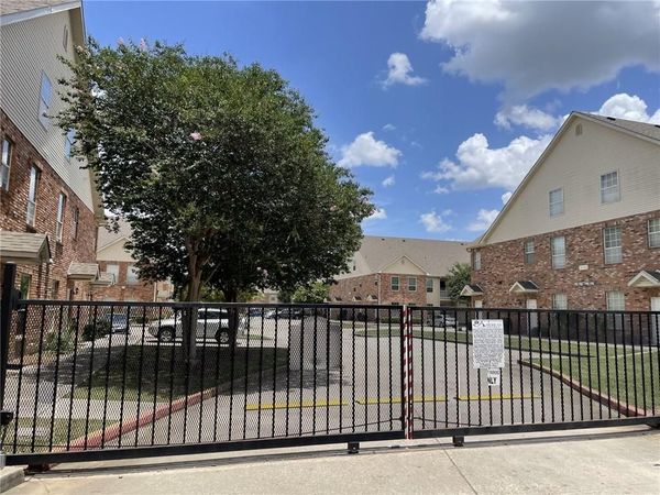 4441 BURBANK Drive, Unit 201, Baton Rouge, LA 70820