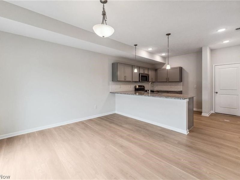 3508 Bushwillow Drive, Green, OH 44685 Photo 10