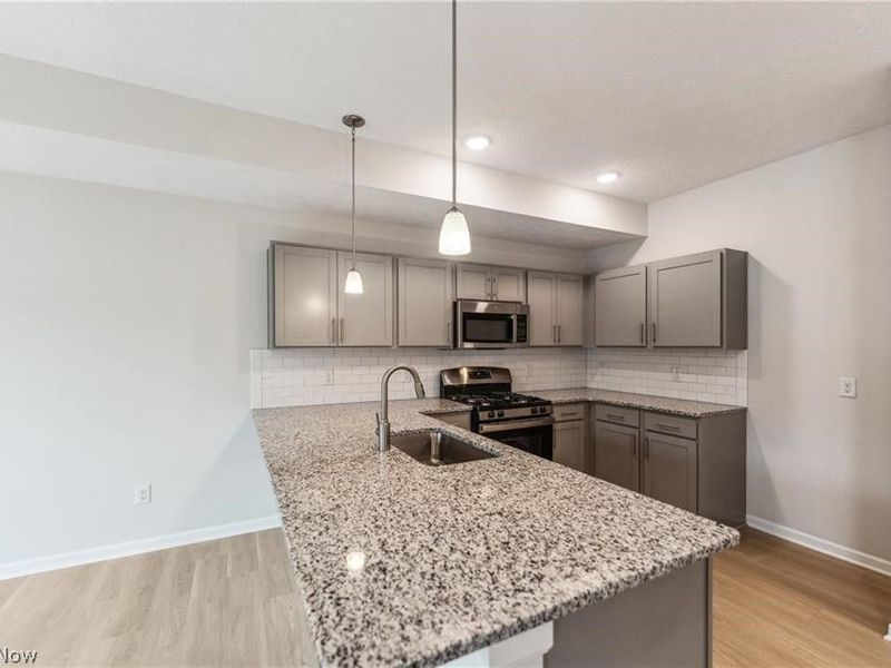 3508 Bushwillow Drive, Green, OH 44685 Photo 14