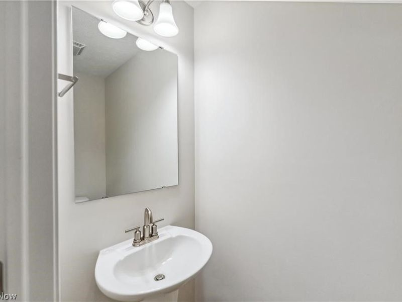 3508 Bushwillow Drive, Green, OH 44685 Photo 18