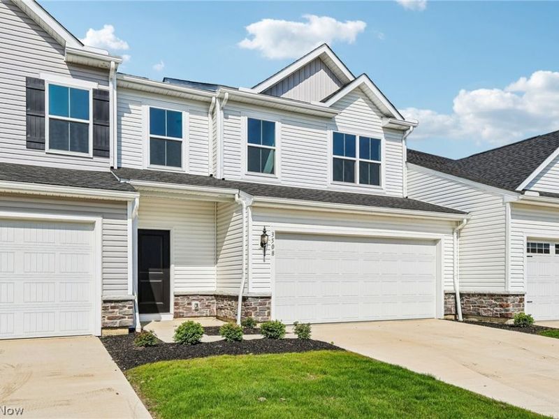 3508 Bushwillow Drive, Green, OH 44685 Photo 2