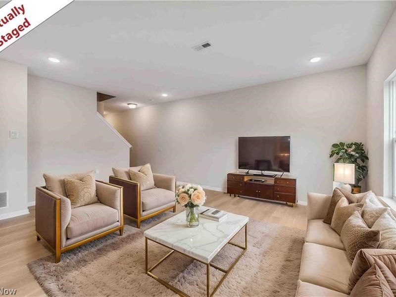 3508 Bushwillow Drive, Green, OH 44685 Photo 8