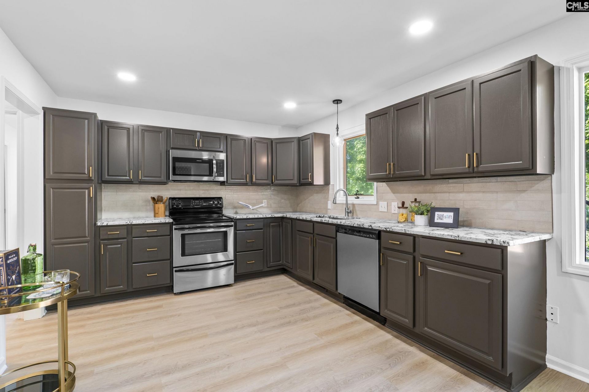 243 Bishopgate Road  Photo 10