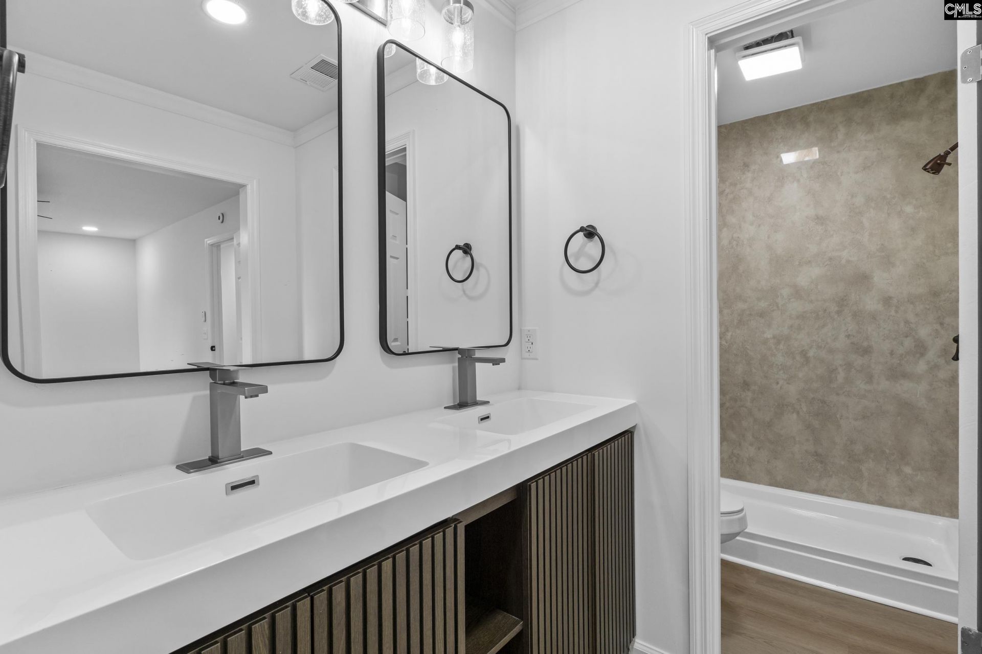 243 Bishopgate Road  Photo 25