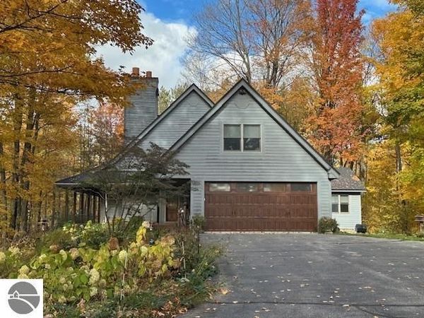 3285 Torch Lake Drive E, Bellaire, MI 49615
