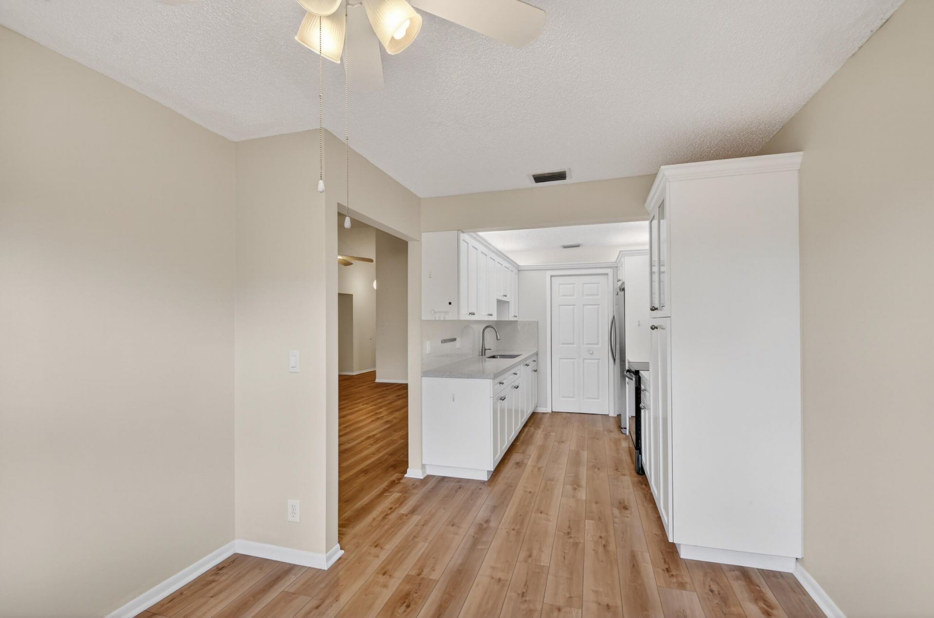 6105 Fairfield Circle, Greenacres, FL 33463 Photo