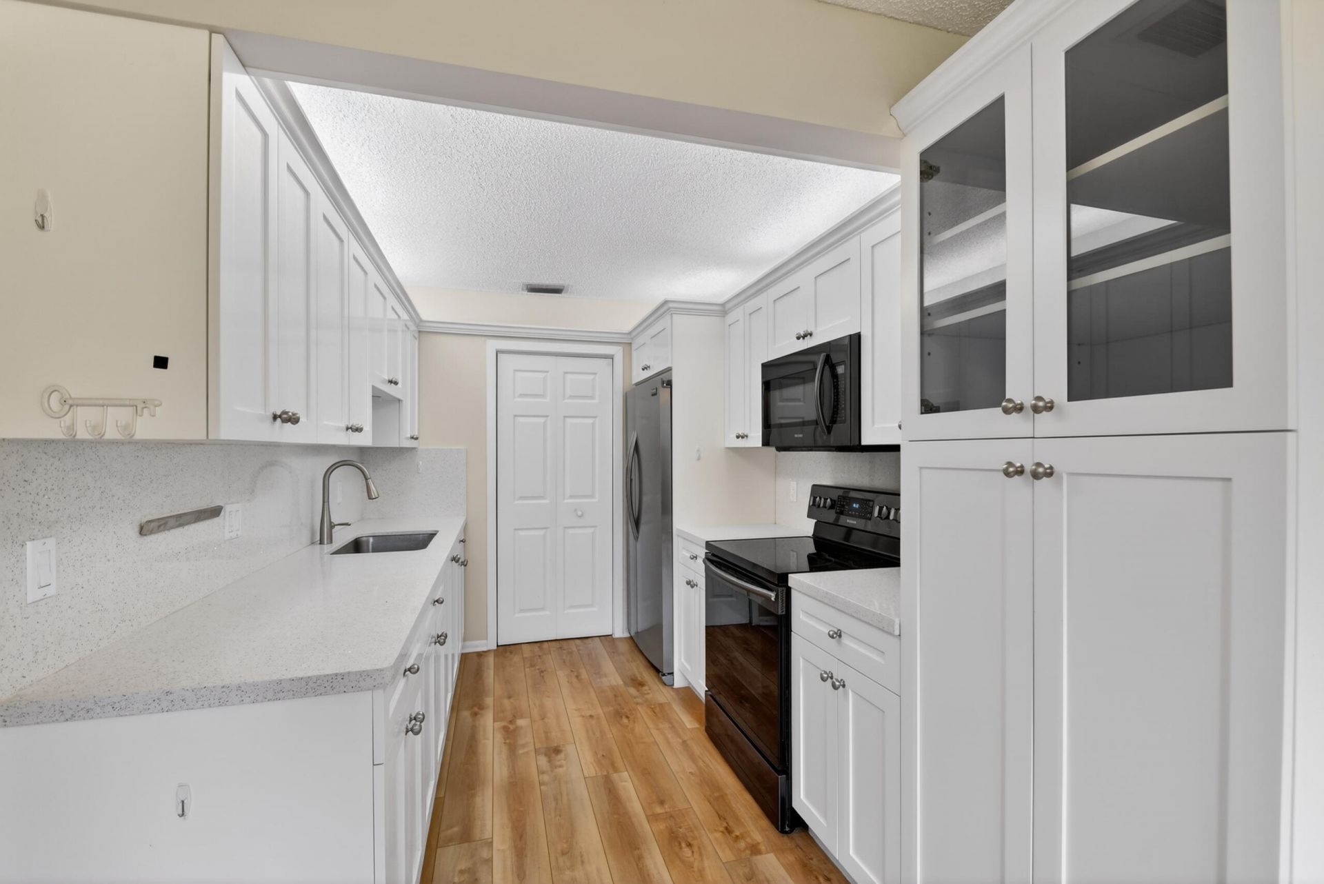 6105 Fairfield Circle, Greenacres, FL 33463 Photo