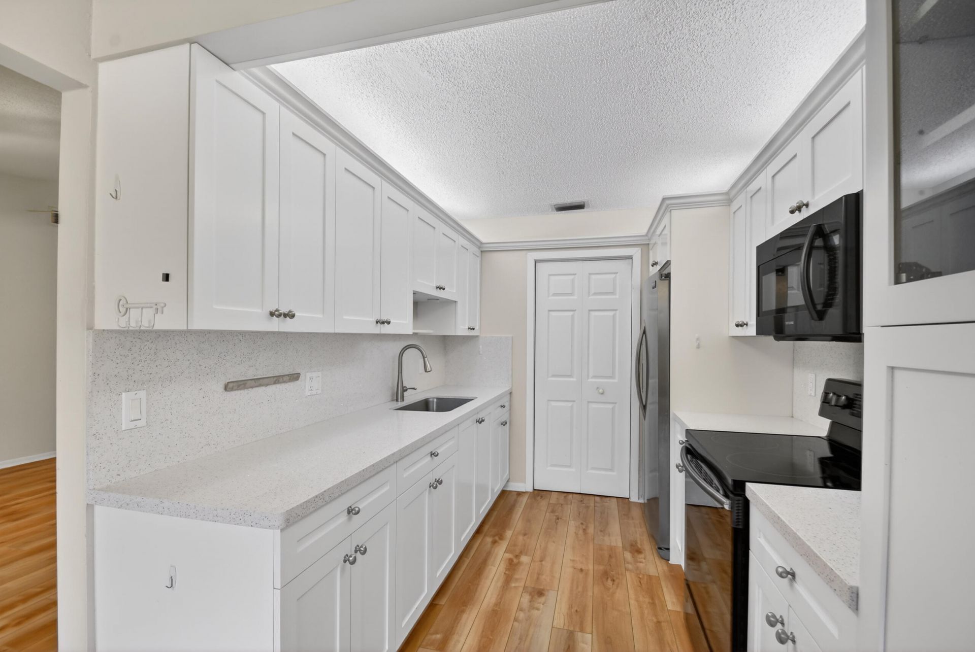 6105 Fairfield Circle, Greenacres, FL 33463 Photo