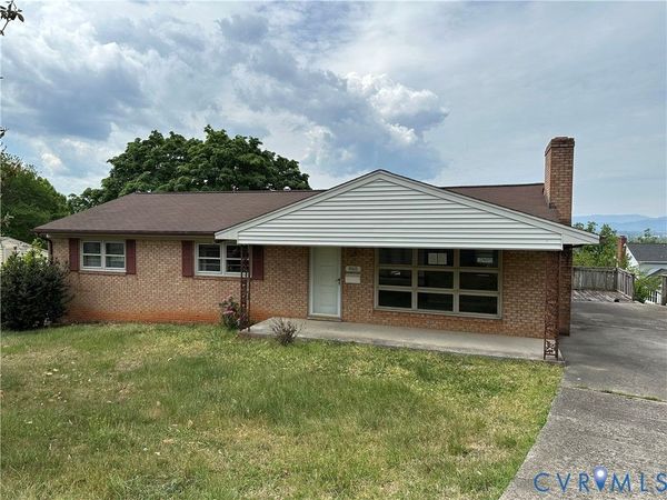 865 Olney Road, Vinton, VA 24179