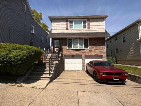 233 Shephard Ave, Newark, NJ 07112