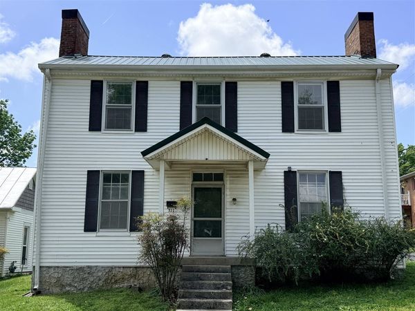 311 W Madison Street , Franklin, KY 42134