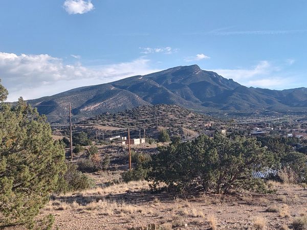 Las Brisas Loop , Placitas, NM 87043