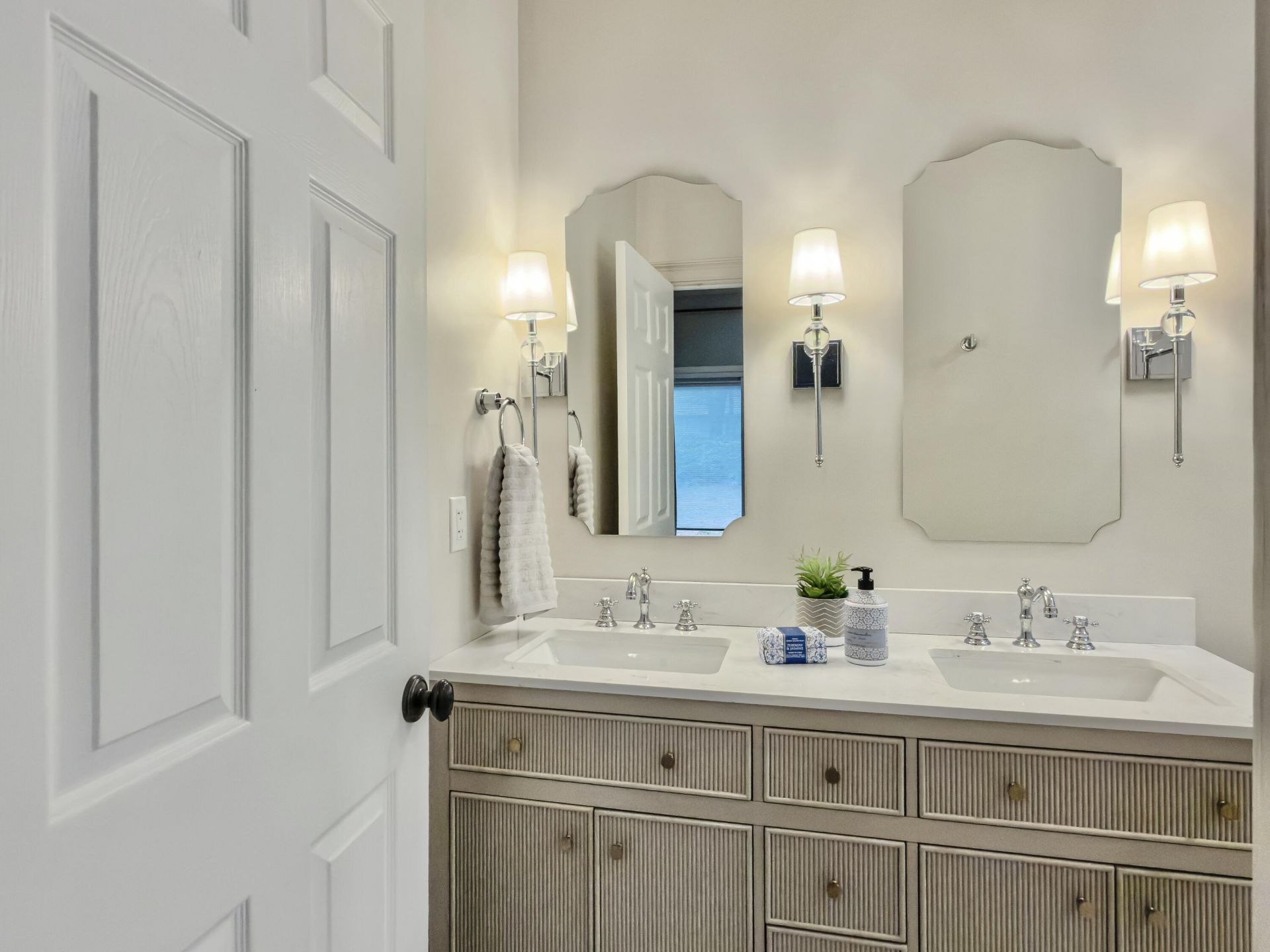 7818 Racquet Road Photo 24