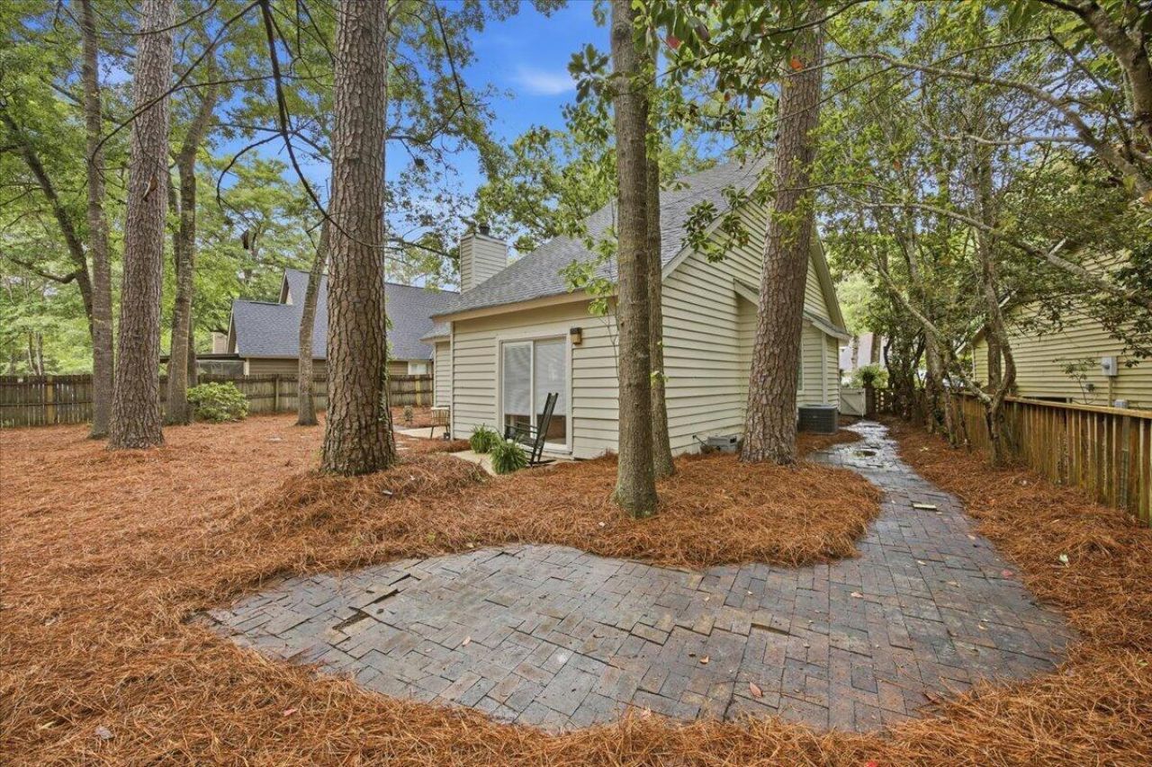 7818 Racquet Road Photo 29