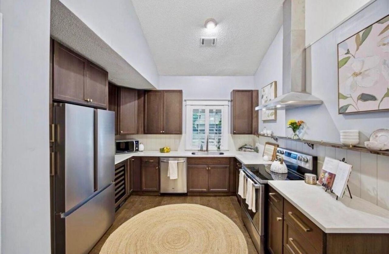 7818 Racquet Road Photo 5